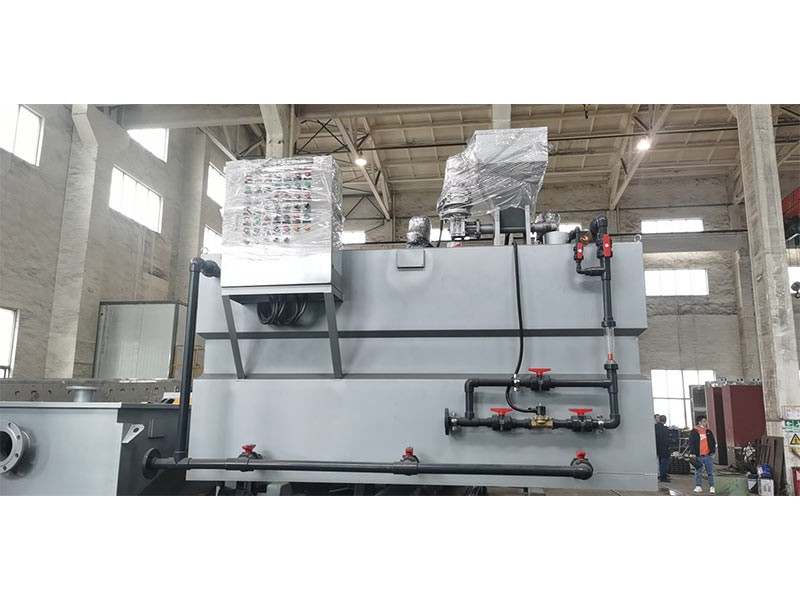 一體化加藥裝置公司分享處理冶金業(yè)污水應(yīng)以混凝劑和水穩(wěn)藥劑為主